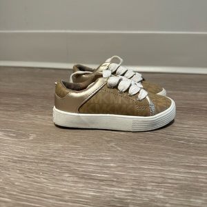 lightly used michael kors shoes